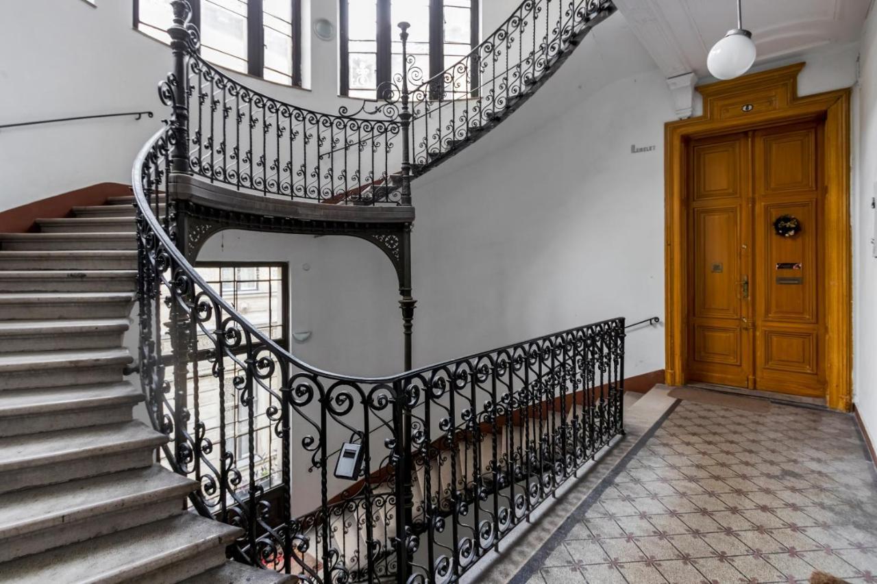Rp1 Apartment Budapest Kültér fotó